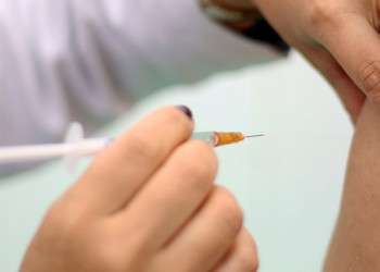 Piauí recebe mais 96 mil vacinas para gestantes e pessoas com comorbidades